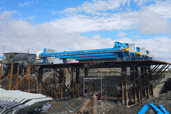 板式壓濾機(jī)與廂式壓濾機(jī)有什么不同，哪種使用效果更好？