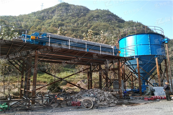 污泥壓濾機(jī)多少錢？影響壓濾機(jī)價(jià)格因素這幾點(diǎn)有決定性因素